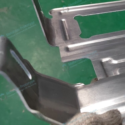 Snel stempelen van aluminiumplaat van 2,0 mm voor off-road motorfietsen