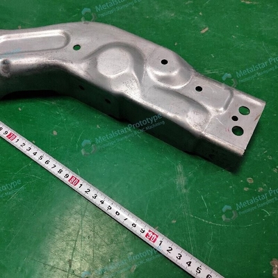 2.0mm SAPH590-P staal prototype metaal stempelen voor auto's
