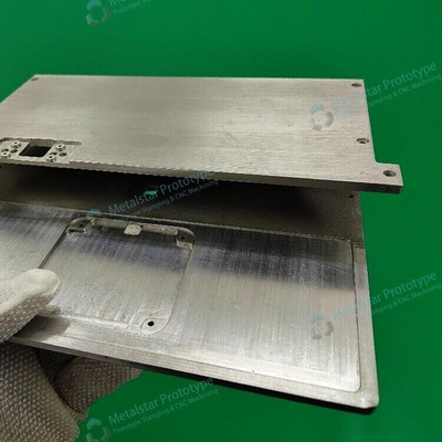 Custom 7075-T651 CNC-bewerking van aluminium prototypes voor auto's