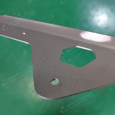 Kwaliteit snelle prototype plaat metalen onderdelen dienst voor de automobielindustrie