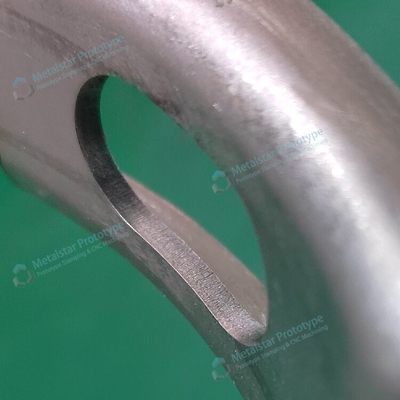 Op maat gemaakte 2,0 mm SS409 prototype metalen stempels voor voertuigen