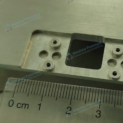 Custom 7075-T651 CNC-bewerking van aluminium prototypes voor auto's