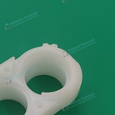 CNC-bewerking van op maat gemaakte prototypes van HDPE-plastic voor voertuigen