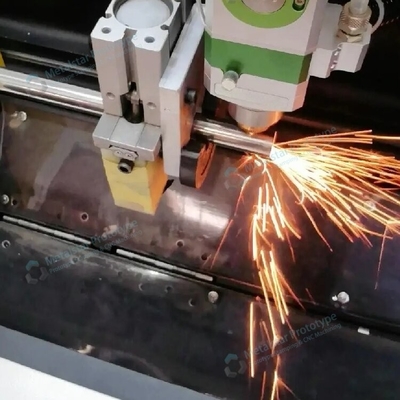 Custom 3D tube laser cutting prototype voor off-road motorfiets